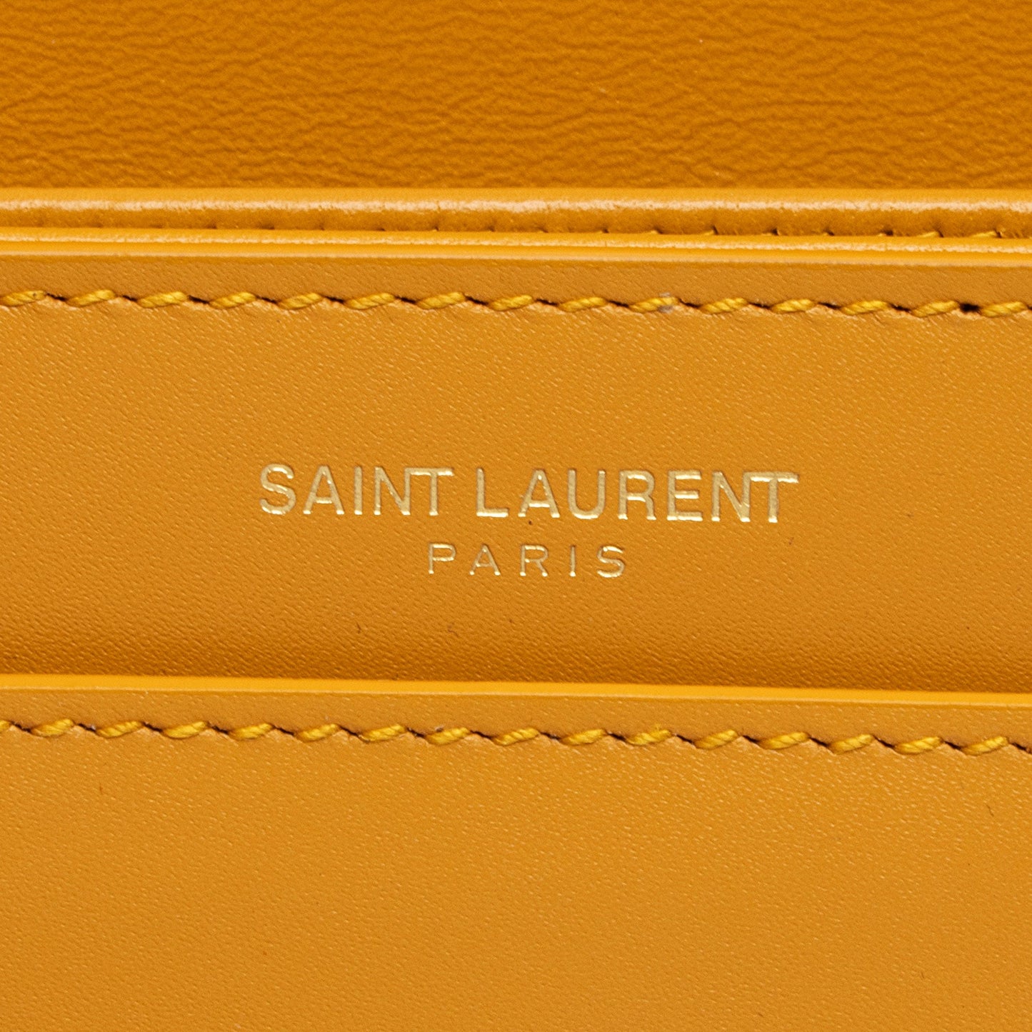 Saint Laurent Smooth Calfskin Le Maillon Shoulder Bag (SHF-jgkVVY)