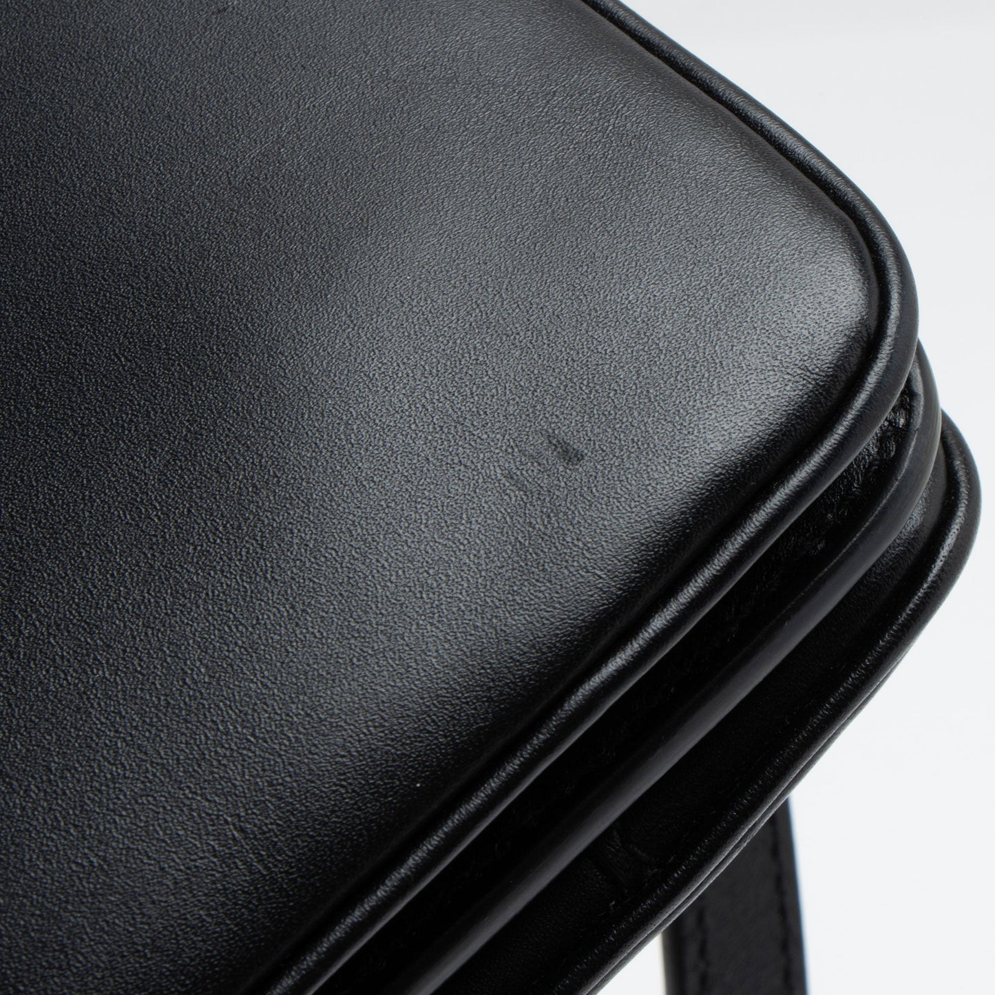 Saint Laurent Smooth Calfskin Le Maillon Shoulder Bag