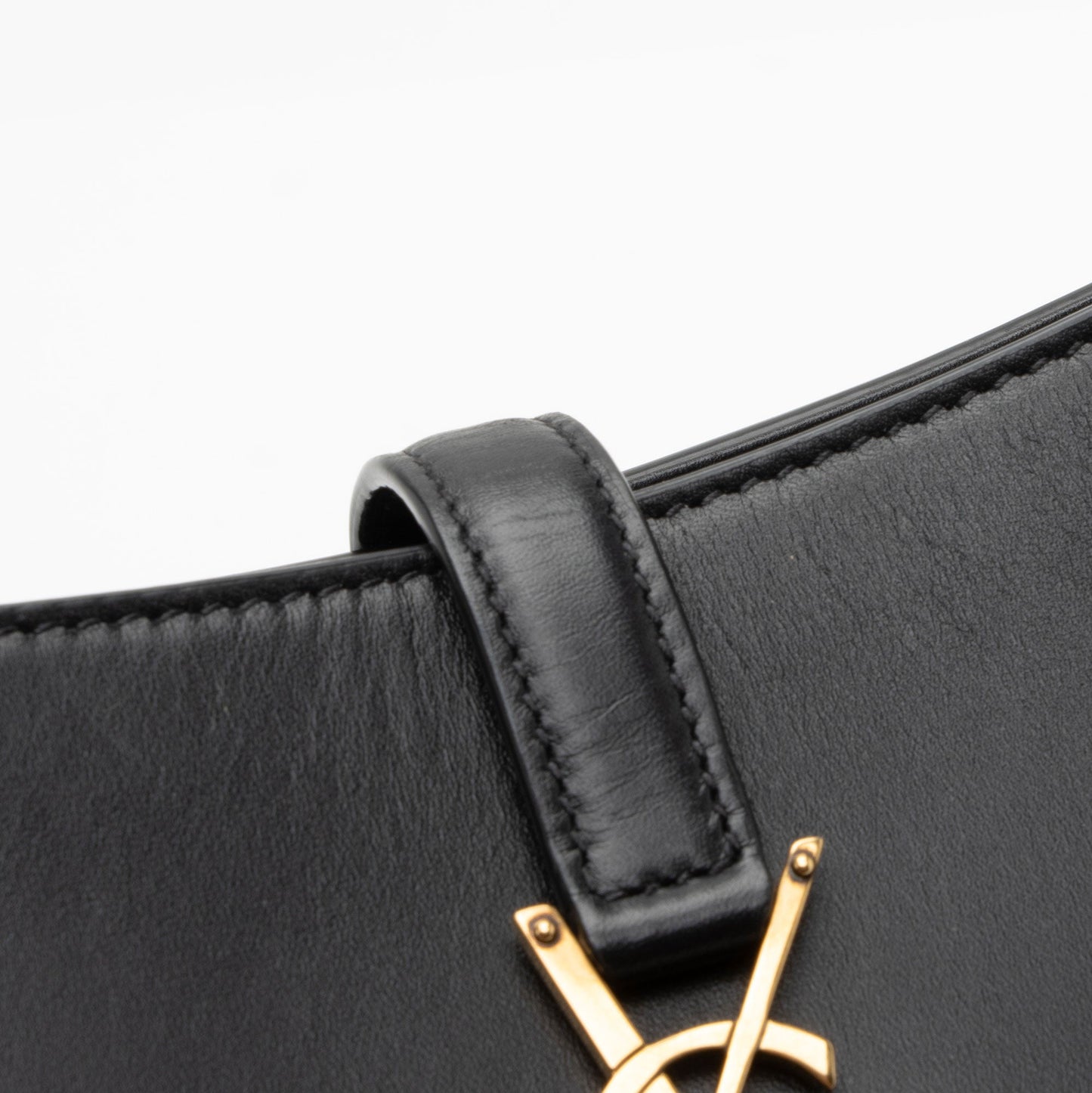 Saint Laurent Smooth Calfskin Monogram Le 5 A 7 Hobo (SHF-X5WO2I)