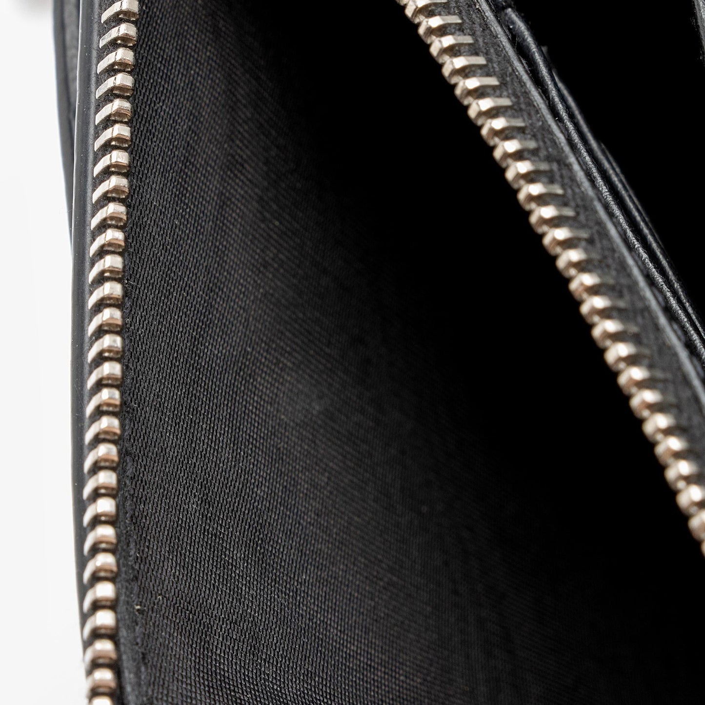 Saint Laurent Smooth Calfskin Monogram Sunset Mini Wallet on Chain Bag (SHF-DINzFy)