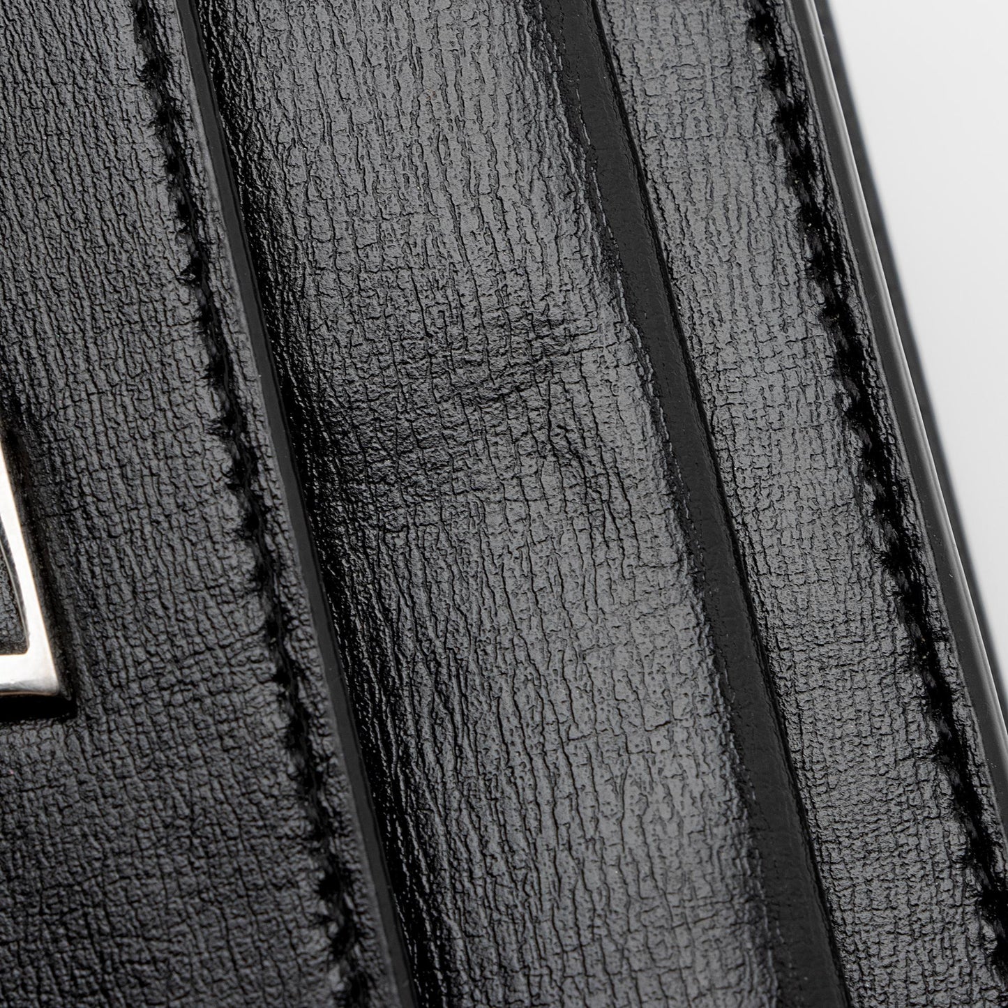 Saint Laurent Smooth Calfskin Monogram Sunset Mini Wallet on Chain Bag (SHF-DINzFy)