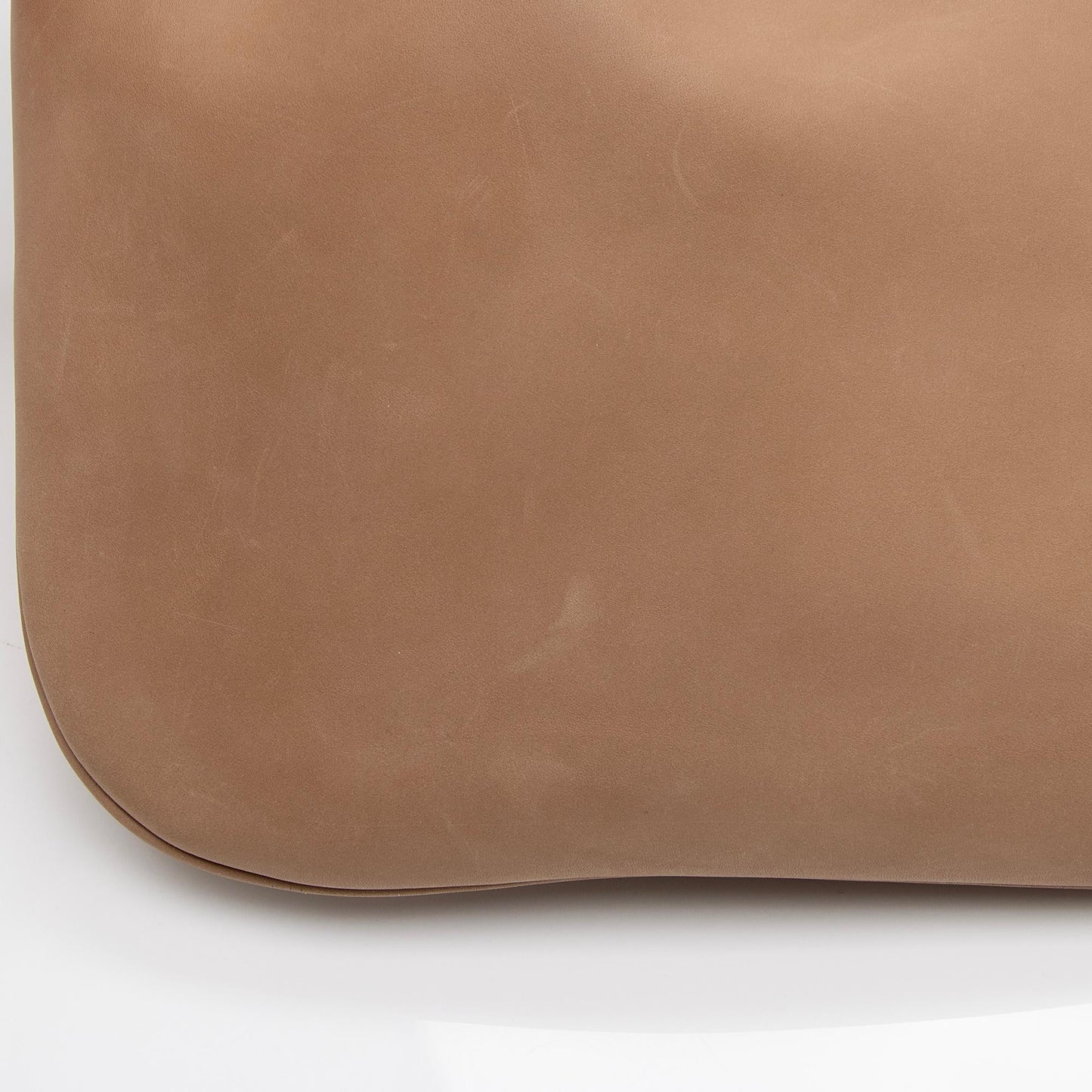 Saint Laurent Smooth Calfskin Paris VII Flat Medium Hobo (SHF-cypHQU)