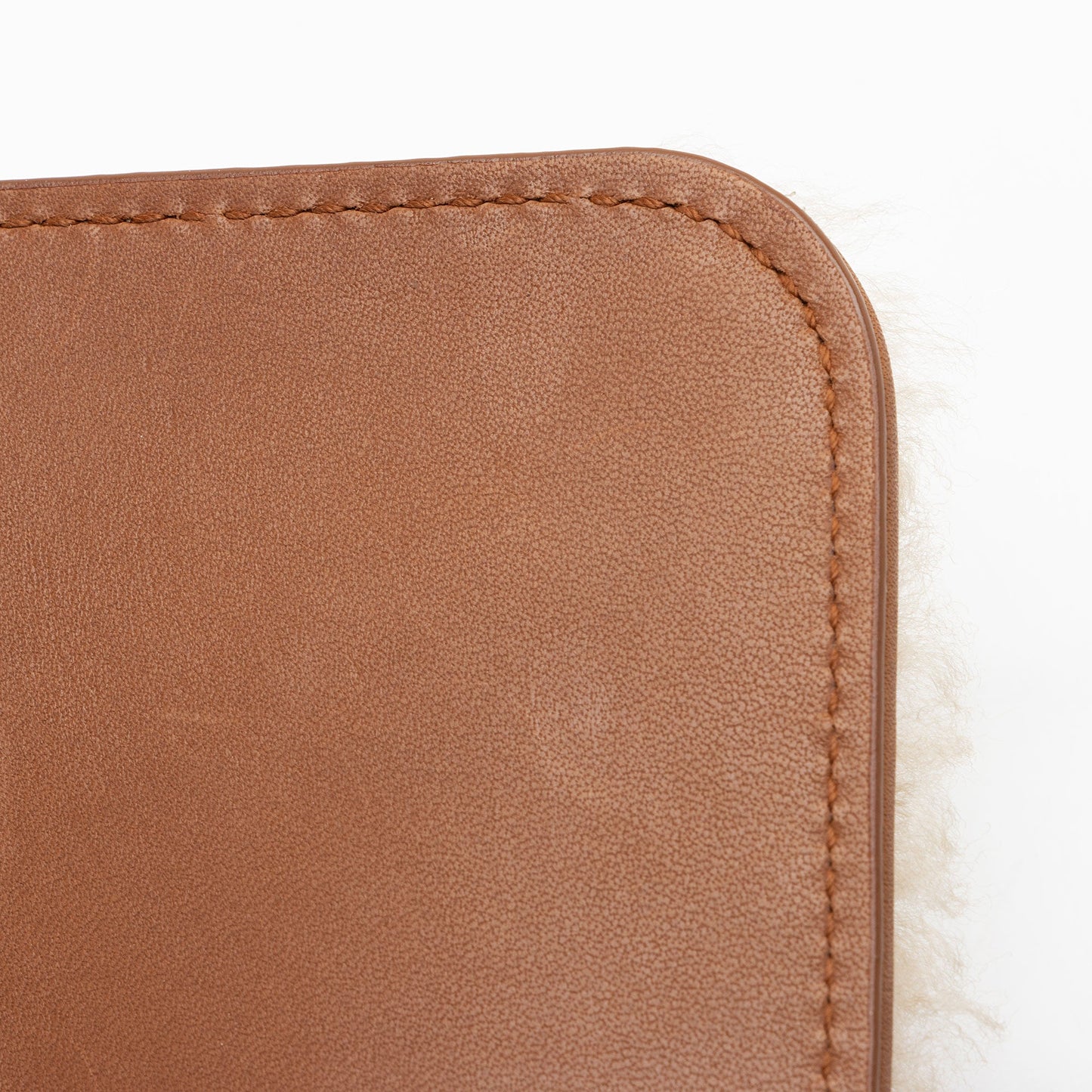 Saint Laurent Smooth Calfskin Shearling Phone Holder Shoulder Bag (SHF-m39ejH)