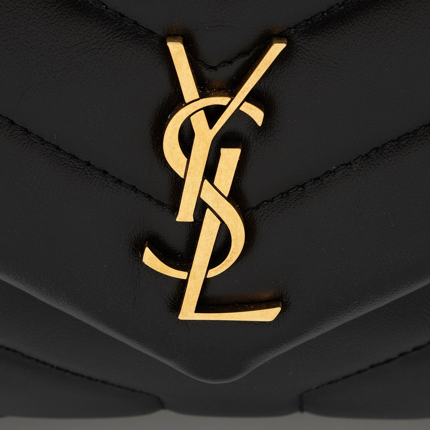 Saint Laurent Matelasse Calfskin Monogram LouLou Toy Crossbody (SHF-yd38W0)