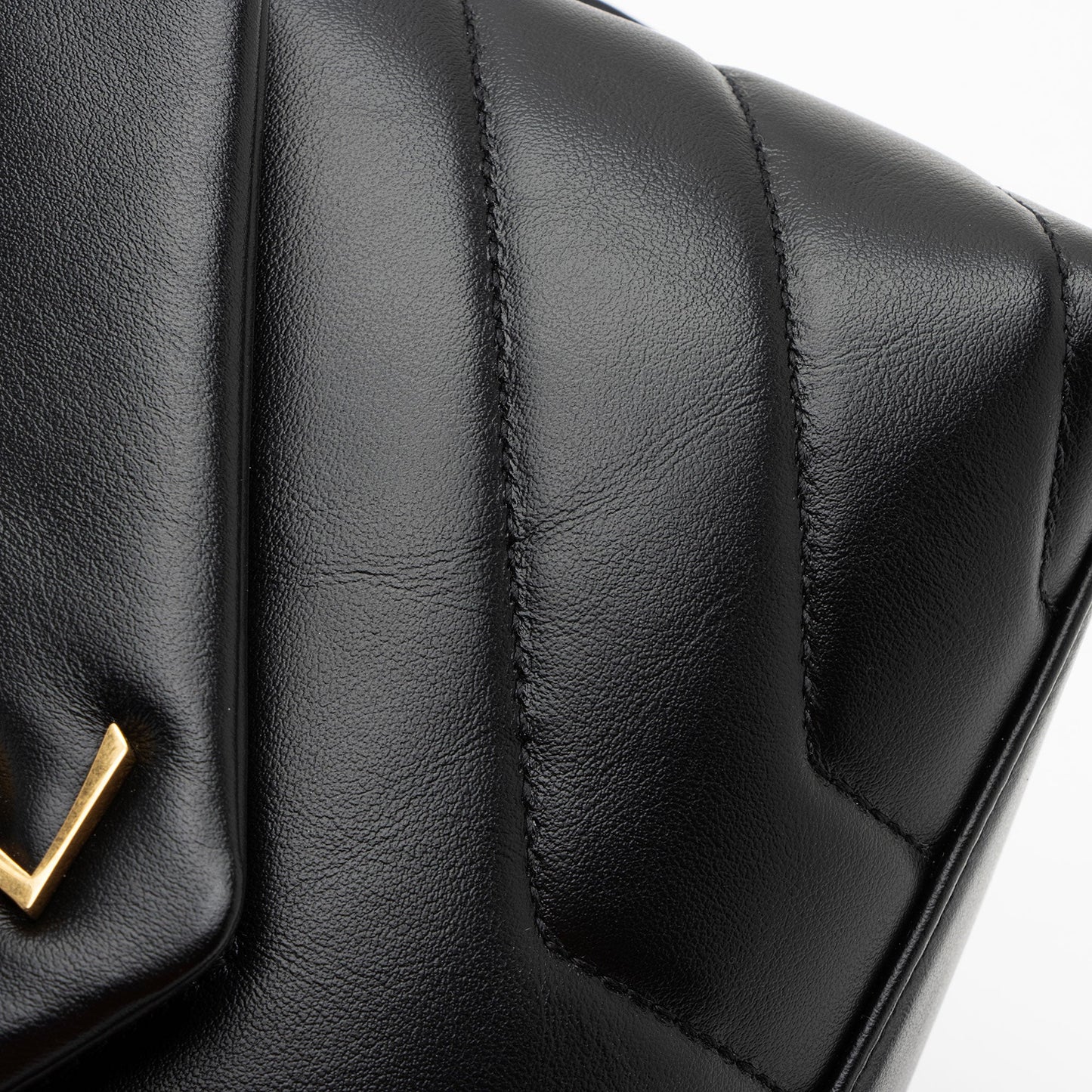 Saint Laurent Matelasse Calfskin Monogram LouLou Toy Crossbody (SHF-yd38W0)