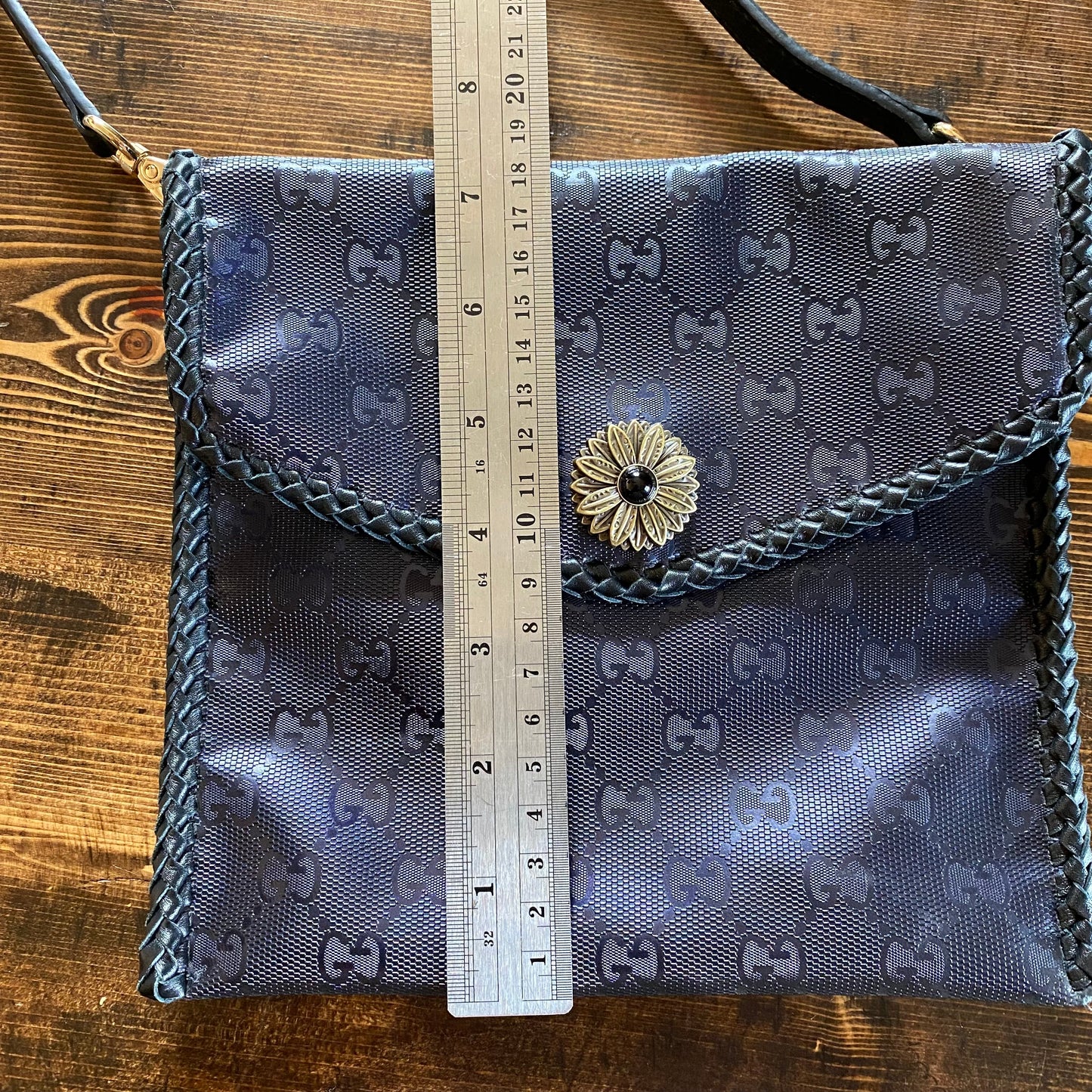 The Robin -Orvis bags GG Crossbody in Blue/Purple