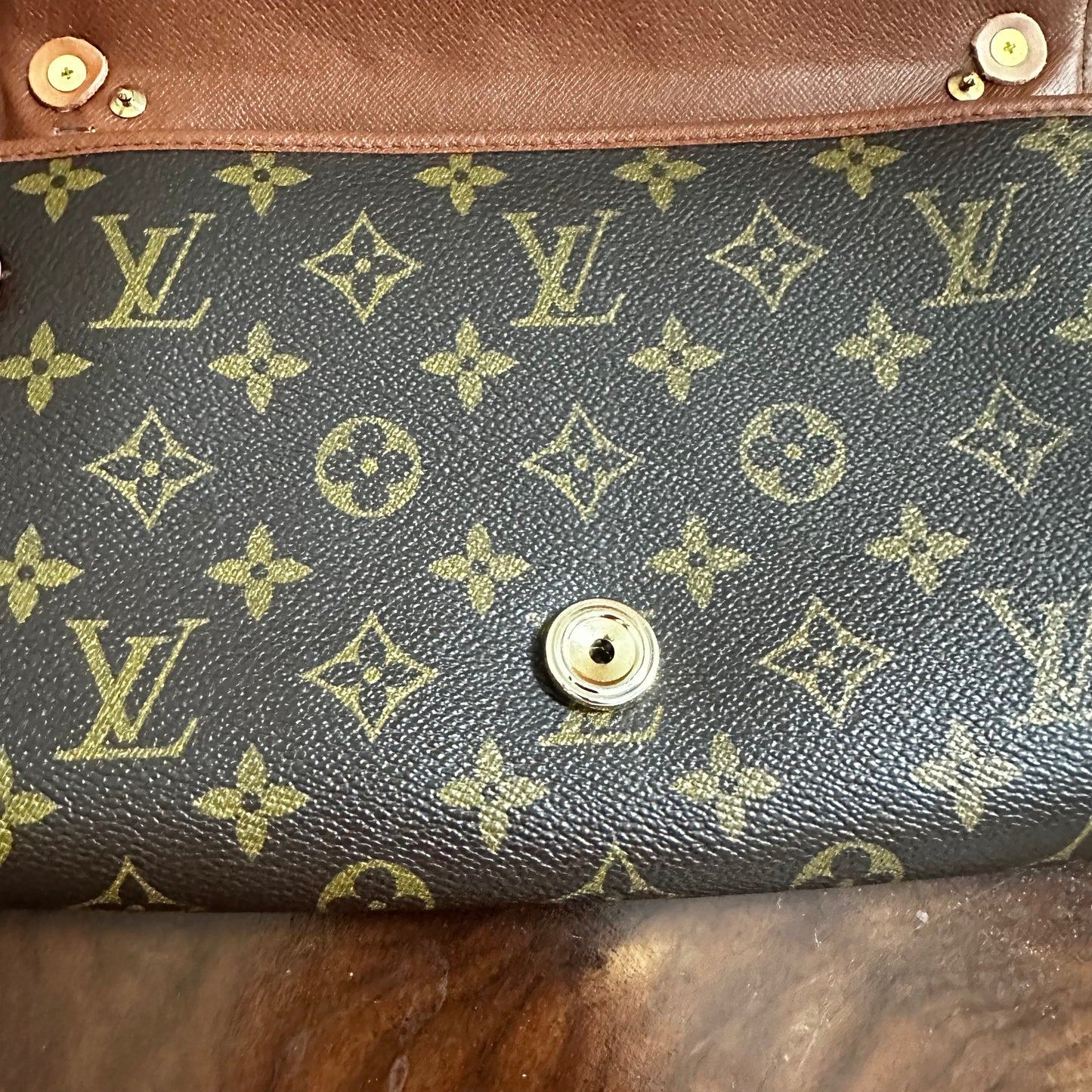 The Junco Crossbody -Orvis bags Monogram in Whiskey