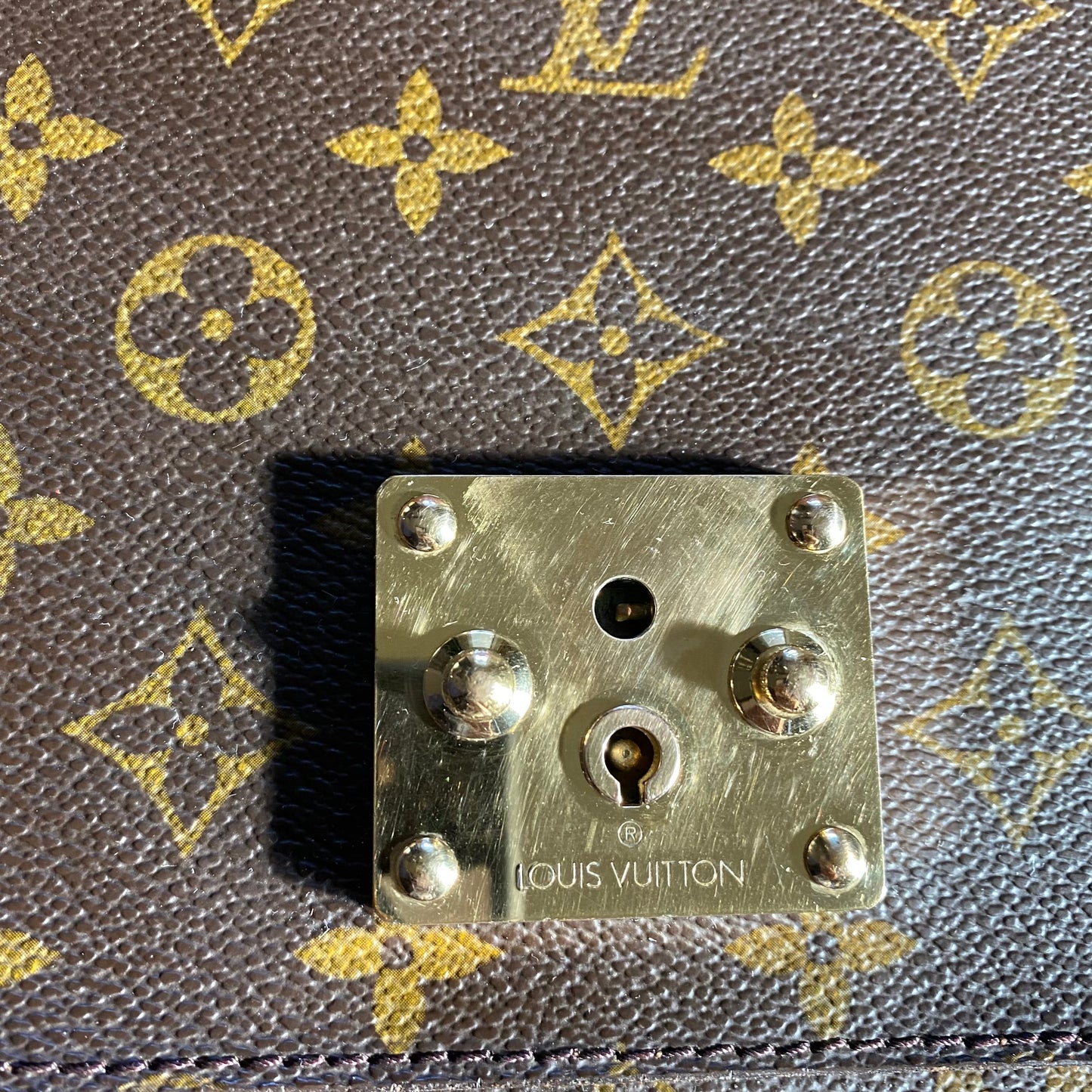The Kingfisher -Orvis bags Monogram in Whiskey Crossbody