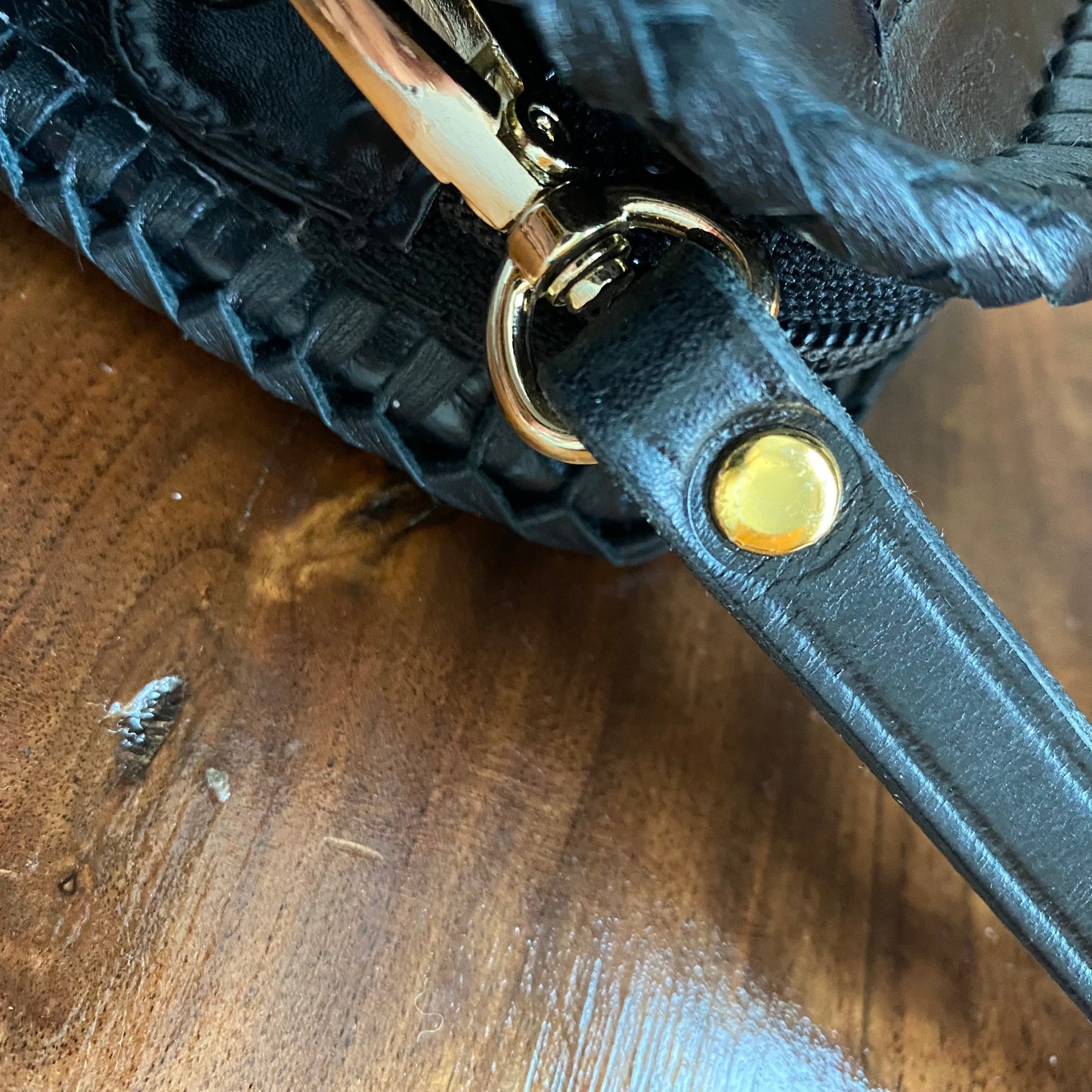 The Swan Crossbody -Orvis bags Valentino in Black