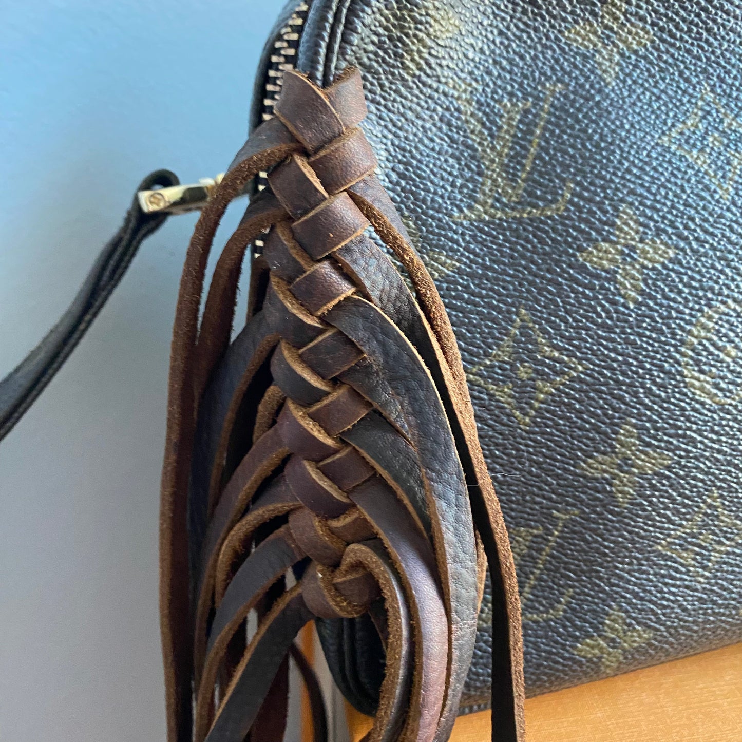 The Junco Crossbody -Orvis bags Monogram in Brown Fringe