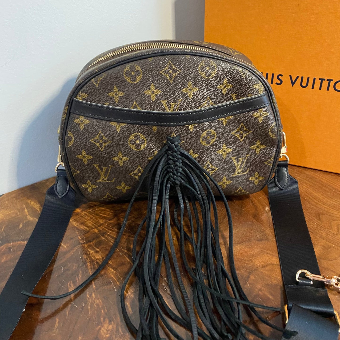 The Dove Crossbody -Orvis bags Monogram in Black
