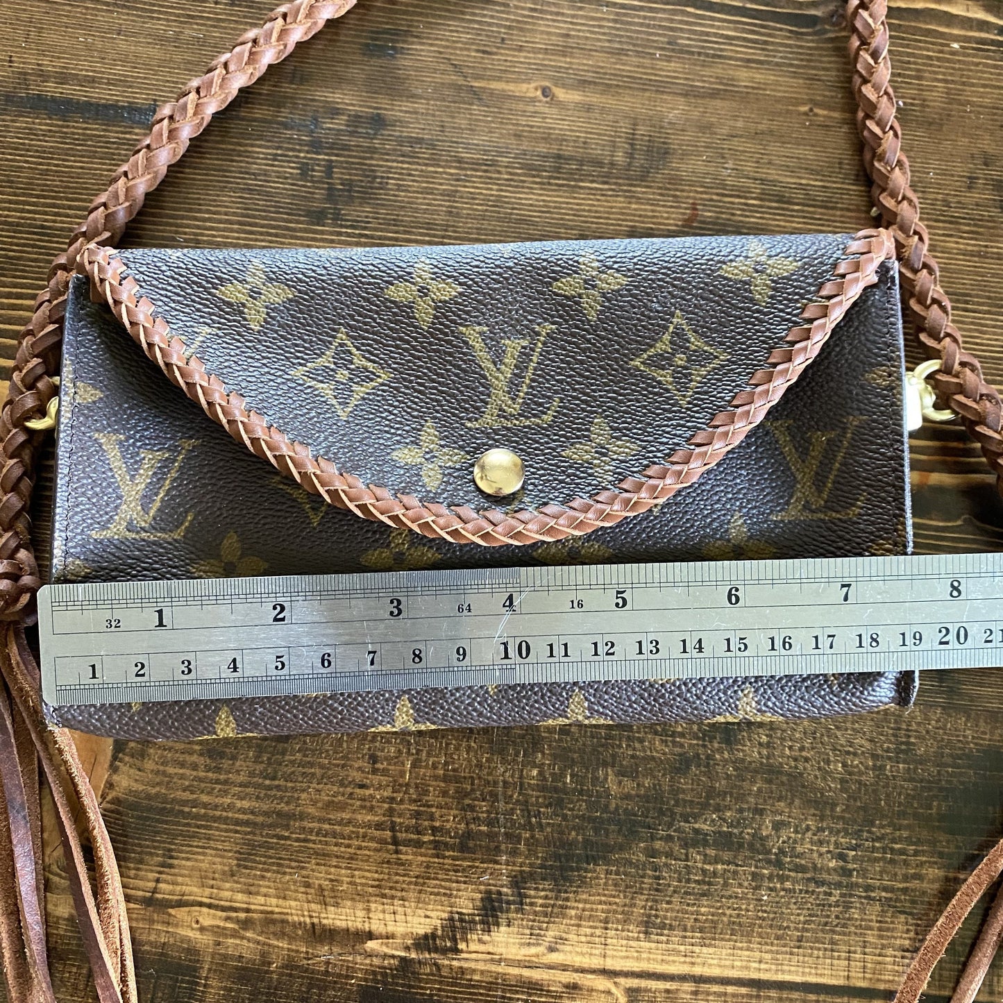 The Junco -Orvis bags Monogram in Whiskey Crossbody Bag