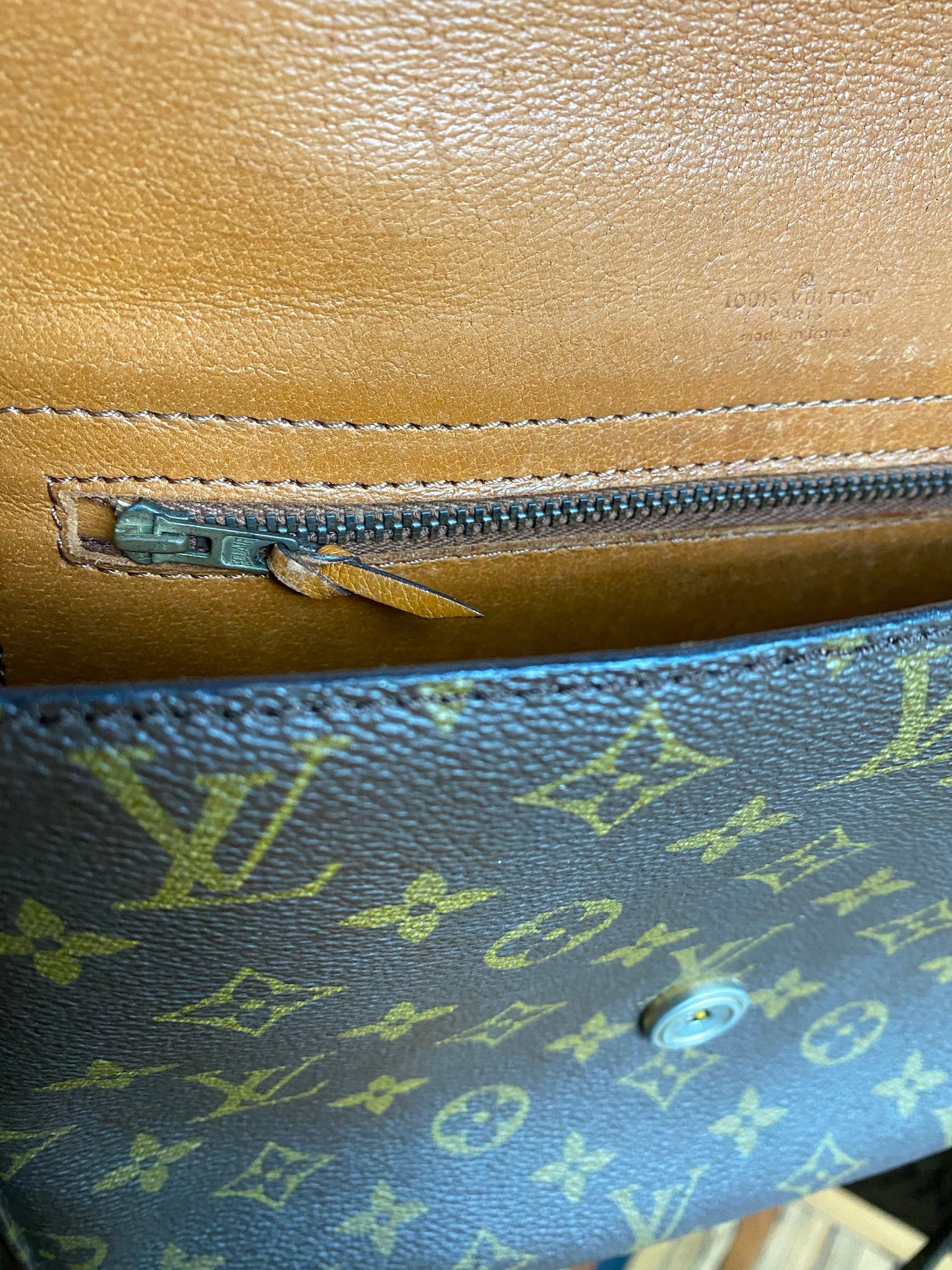 The Swift -Orvis bags Monogram in Chocolate Crossbody