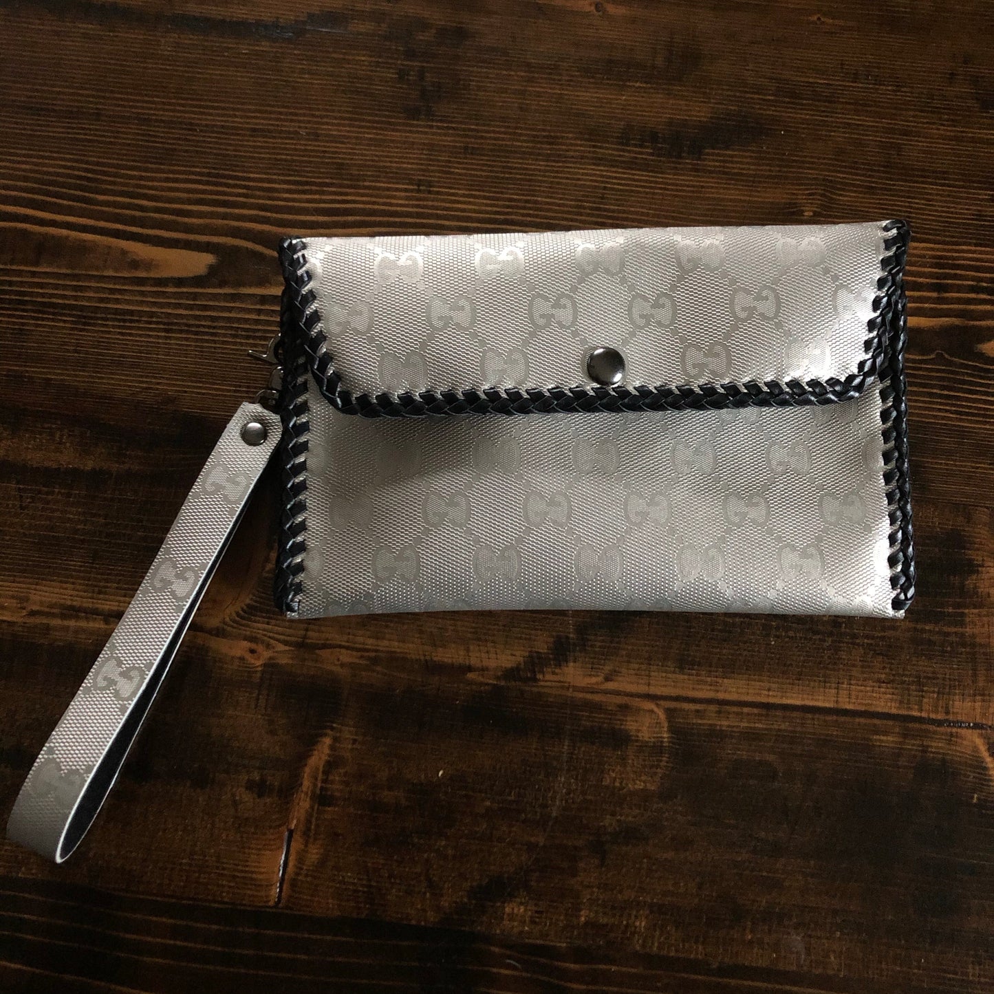 The Wren - Silver GGOrvis bags Wristlet/Crossbody/Clutch Bag