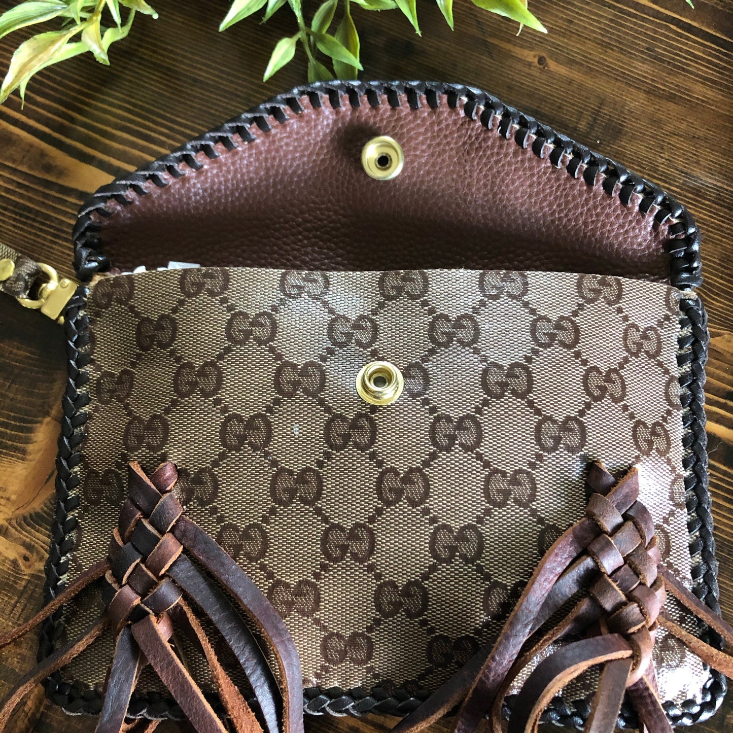 The Fringed Wren - BrownOrvis bags Wristlet/Crossbody/Clutch Bag