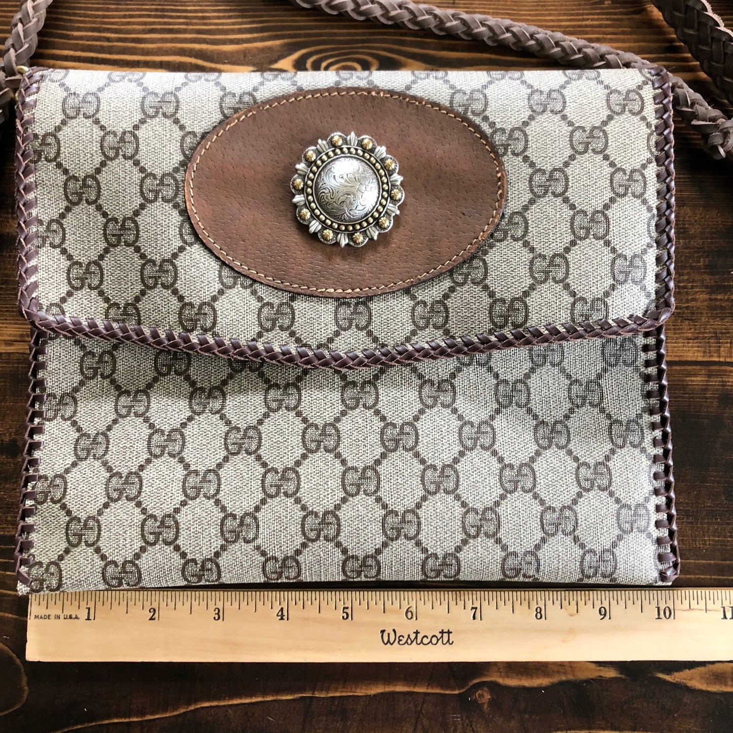 The Robin -Orvis bags GG Crossbody with Concho Snap