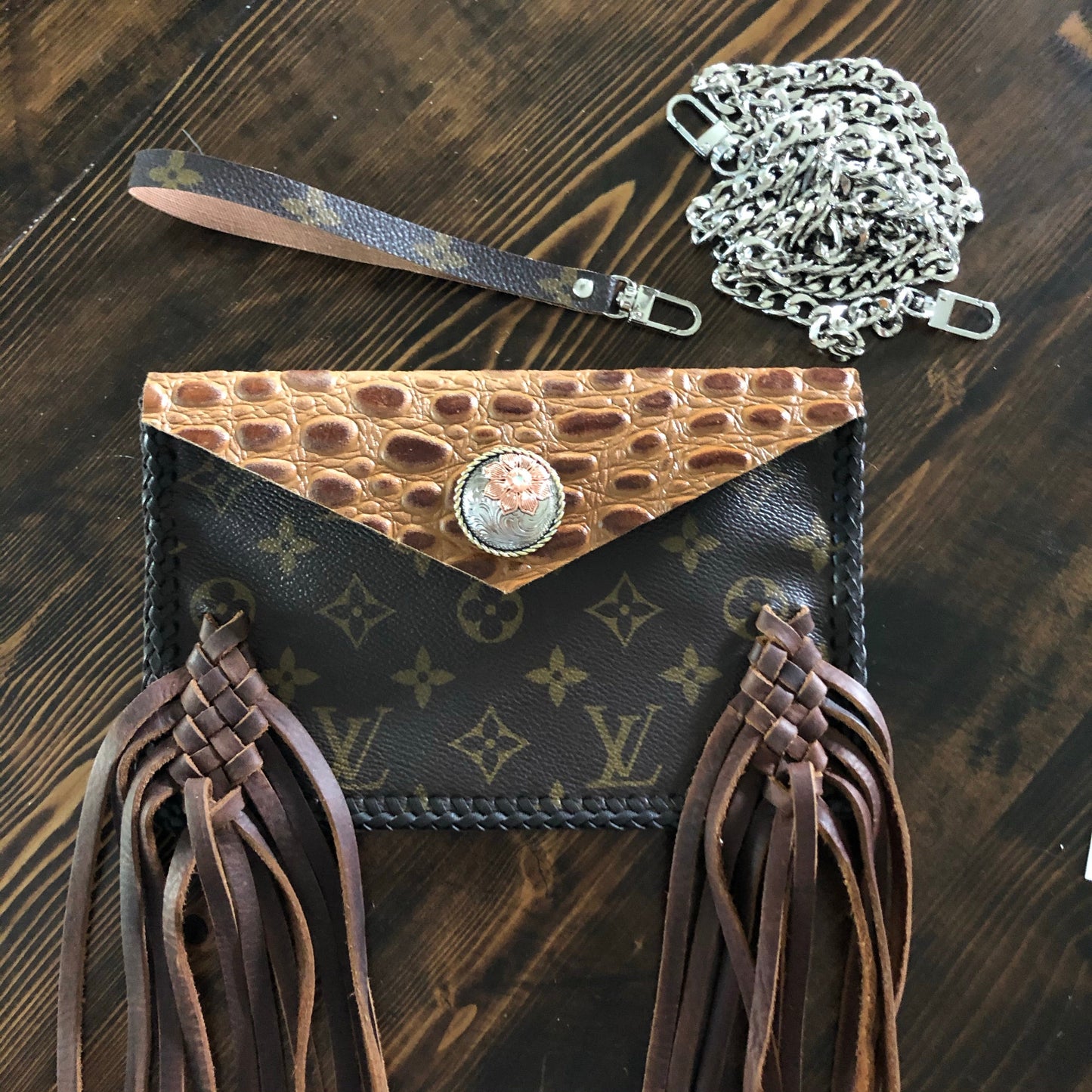 The Fringed Wren - CognacOrvis bags Wristlet/Crossbody/Clutch Bag