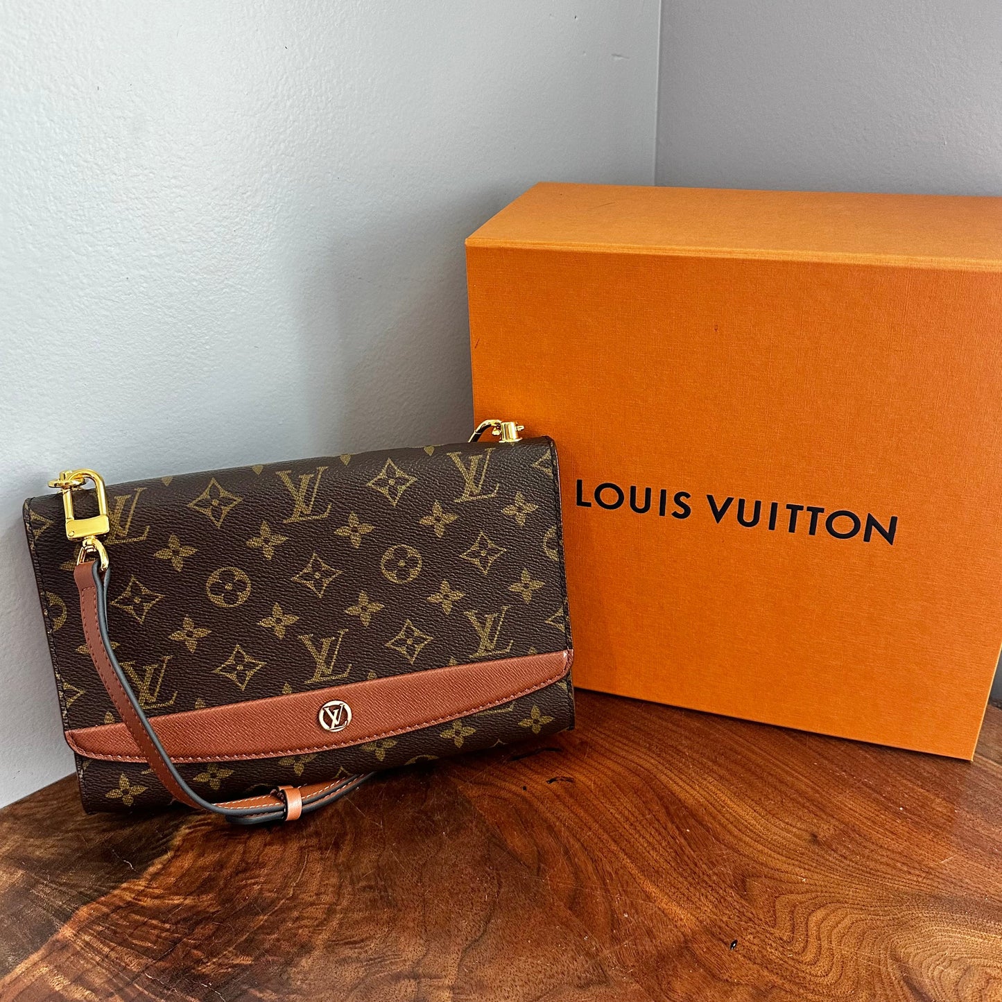 The Junco Crossbody -Orvis bags Monogram in Whiskey