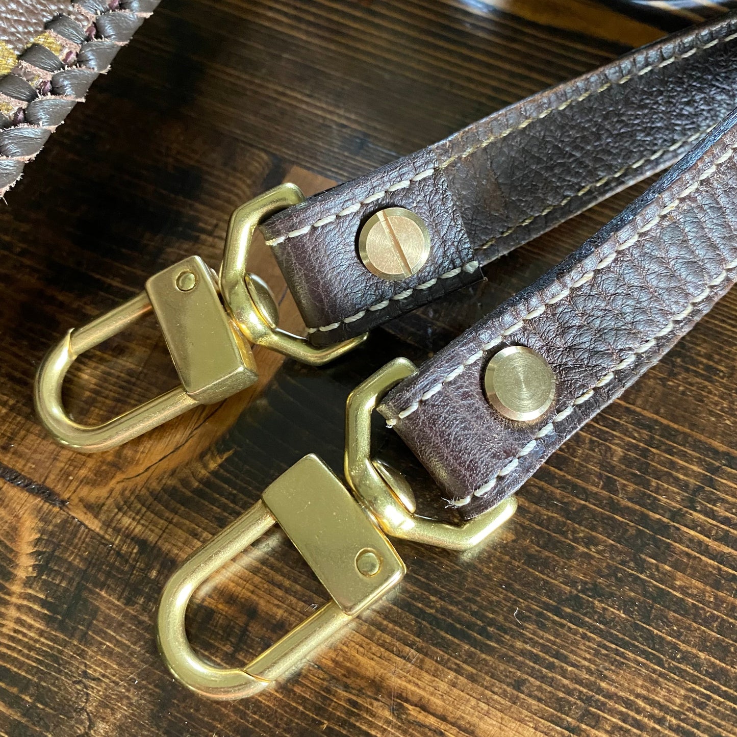 The Swan -Orvis bags Monogram Crossbody