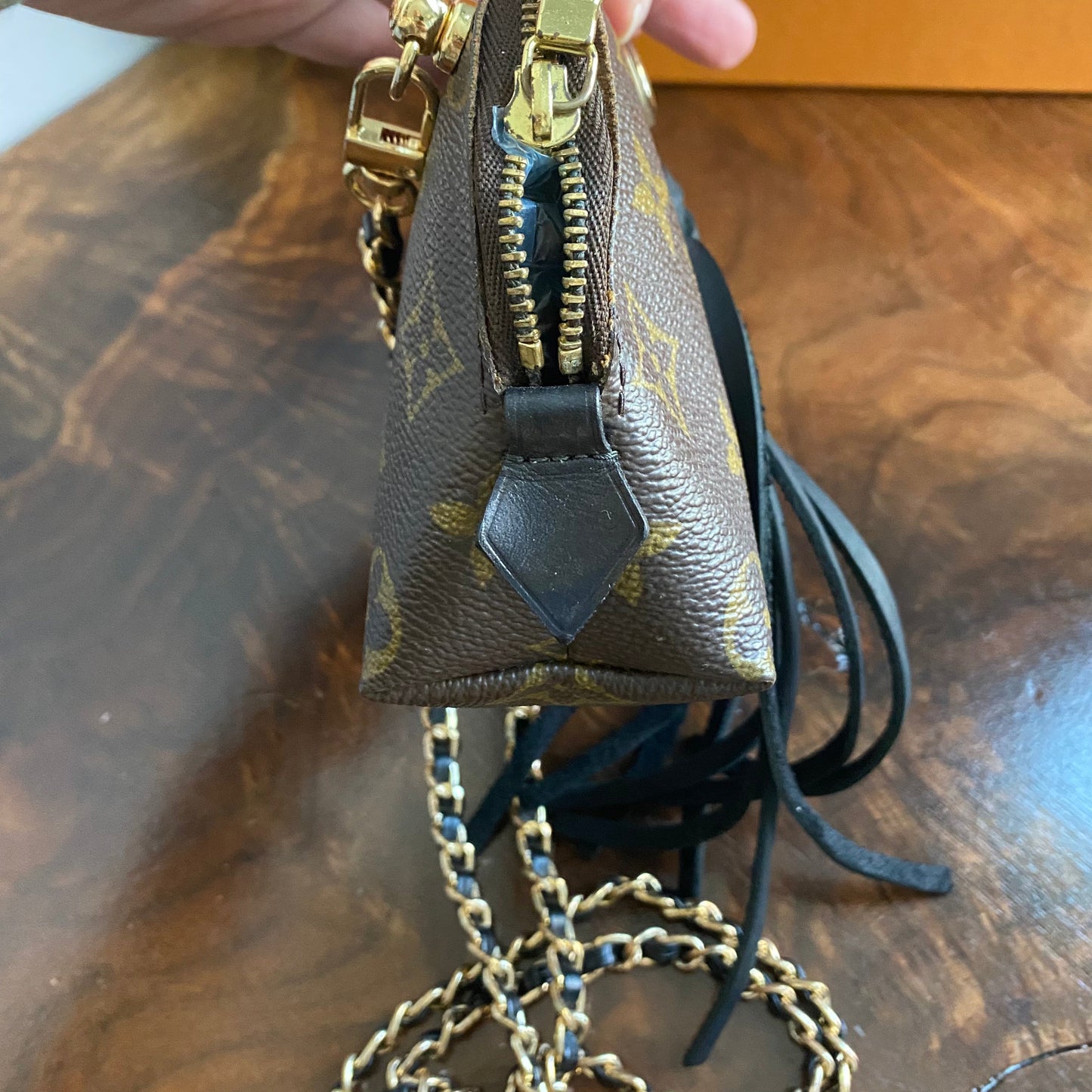 The Junco Crossbody Bag -Orvis bags Monogram in Black Fringe