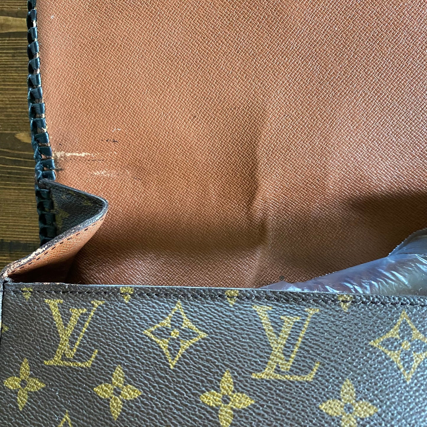 The Swift -Orvis bags Monogram Black Crossbody (2 straps!)