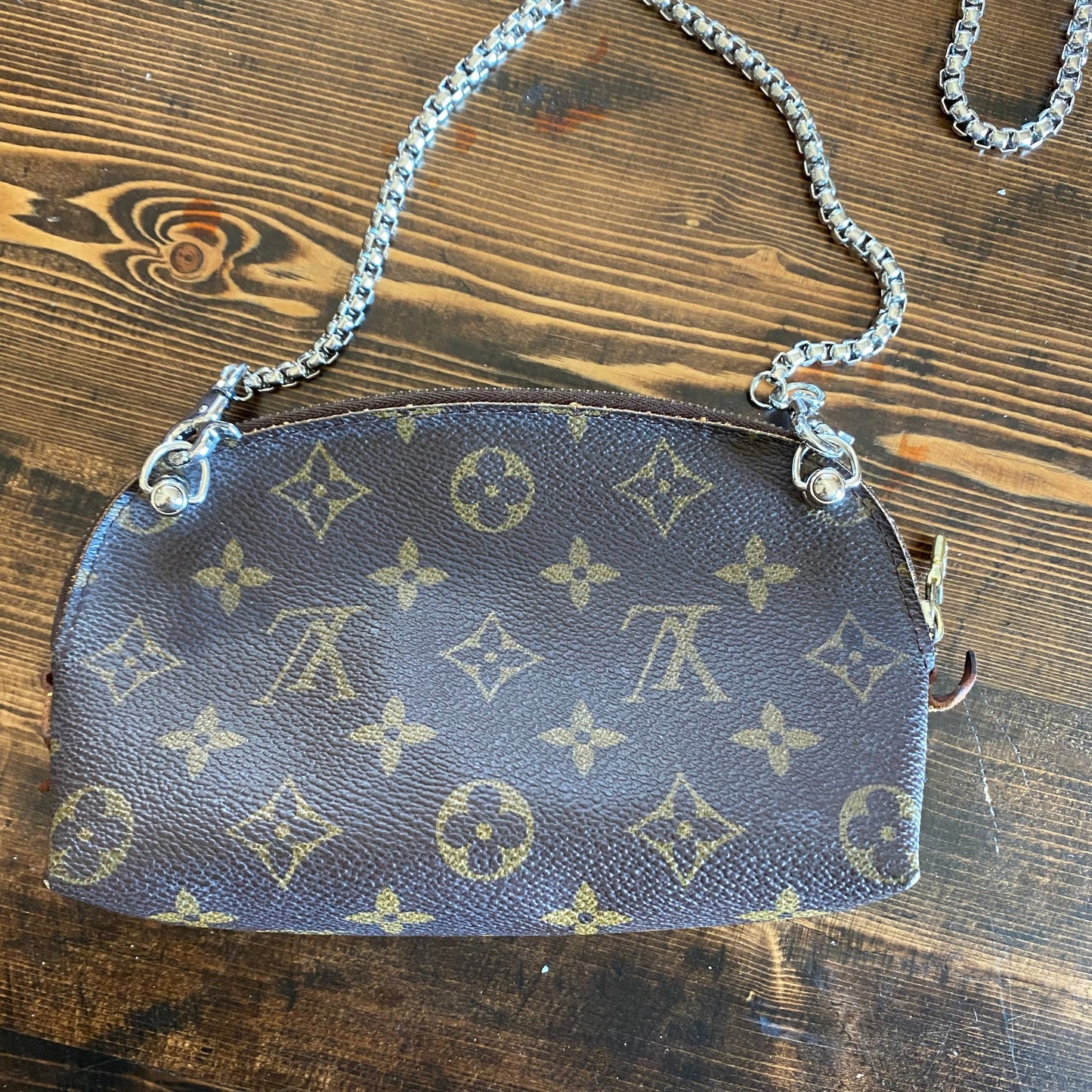 The Junco Crossbody Bag -Orvis bags Monogram with Heart