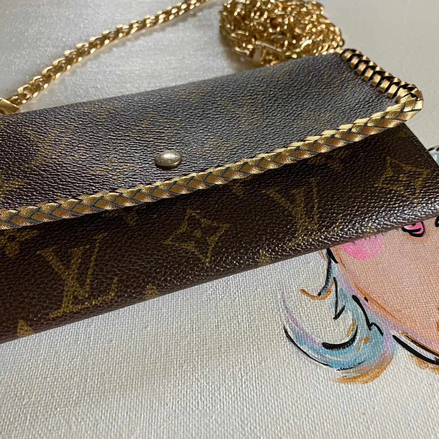 The Junco Wallet Crossbody -Orvis bags Monogram in Gold