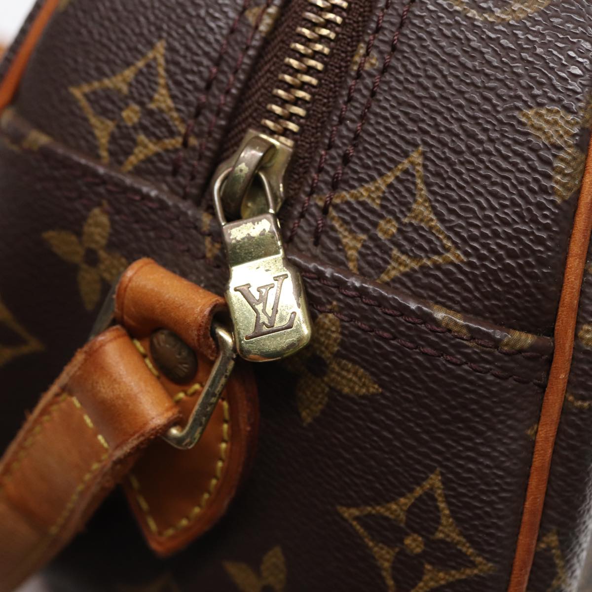 Louis Vuitton Besace Brown Canvas Shoulder Bag