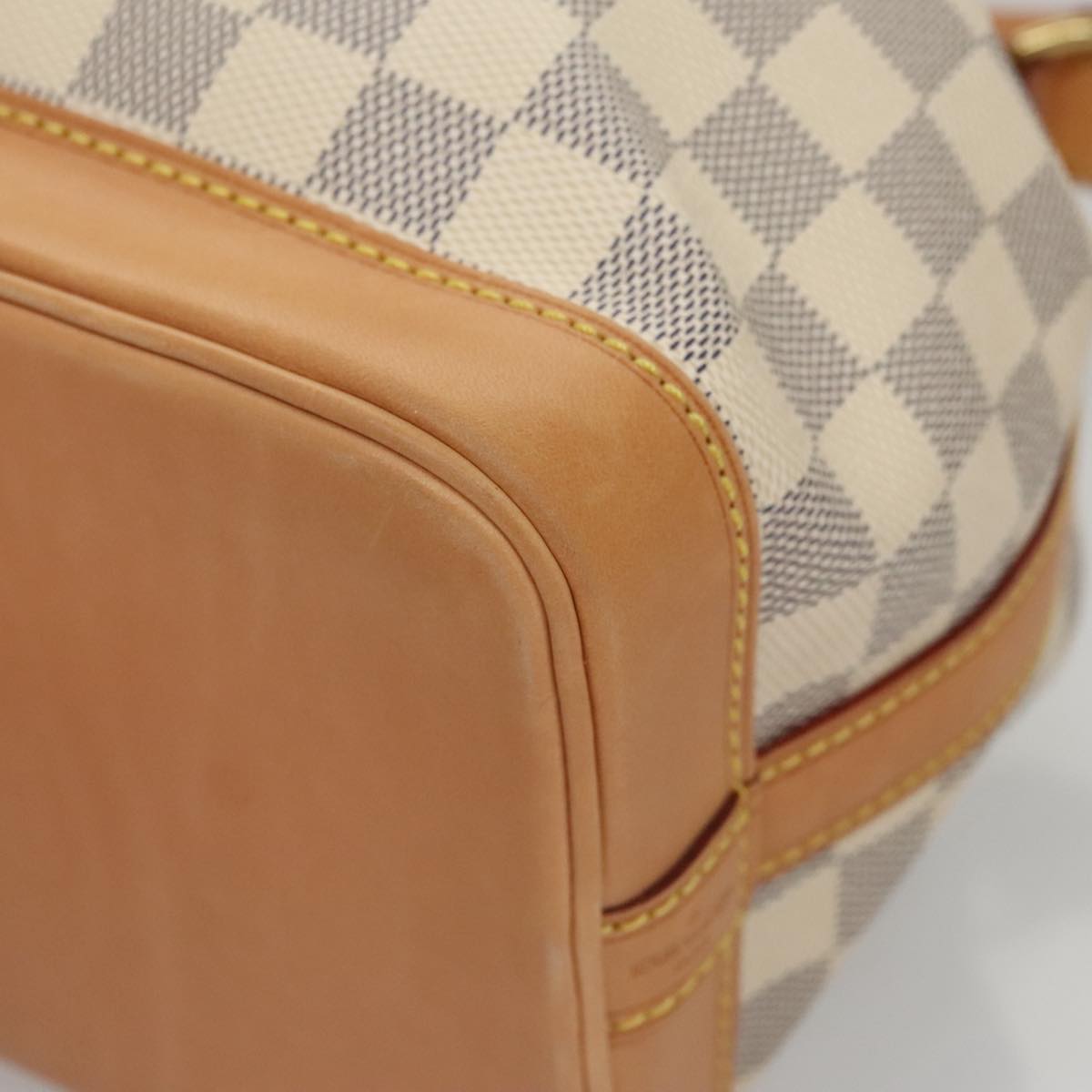 Louis Vuitton Noé Bb White Canvas Shoulder Bag