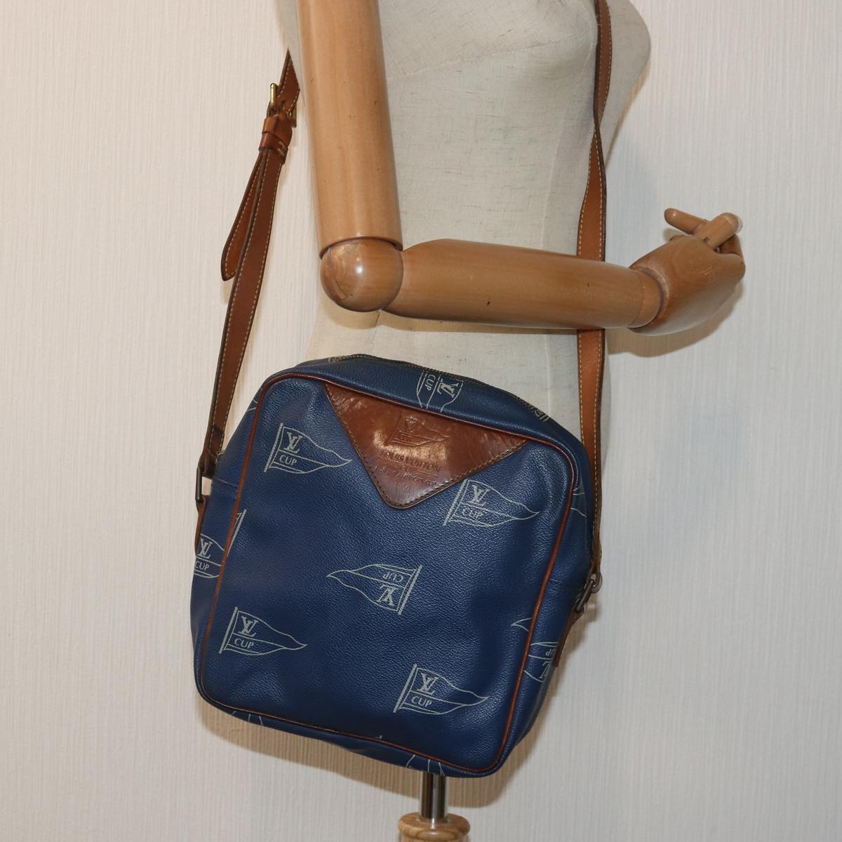 Louis Vuitton San Diego Blue Canvas Shoulder Bag
