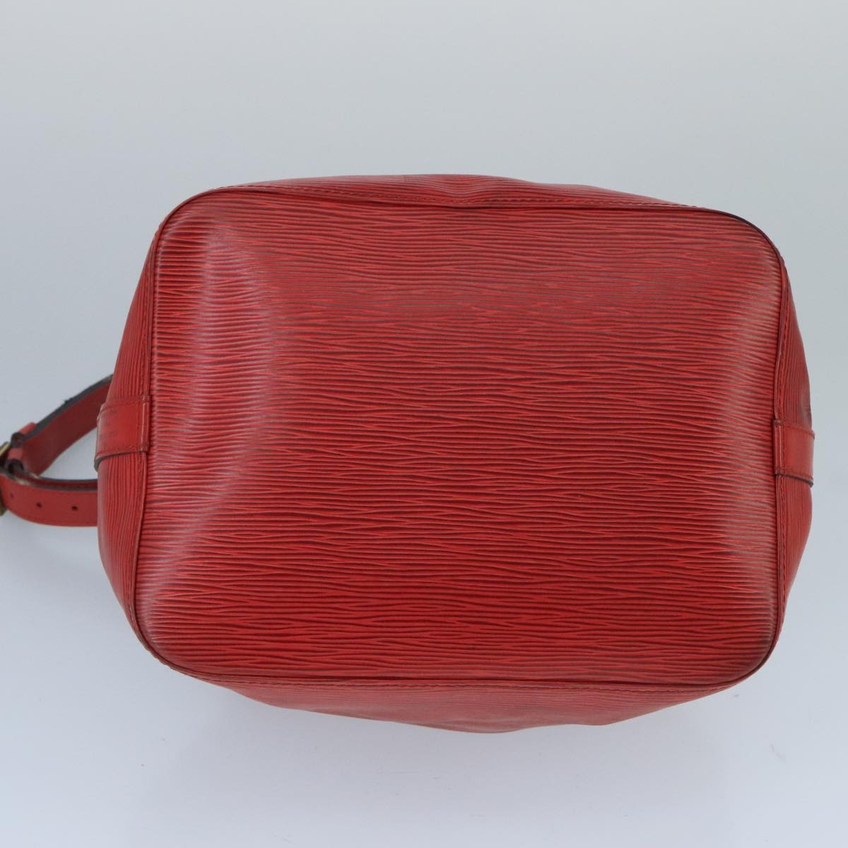 Louis Vuitton Noe Red Leather Shoulder Bag