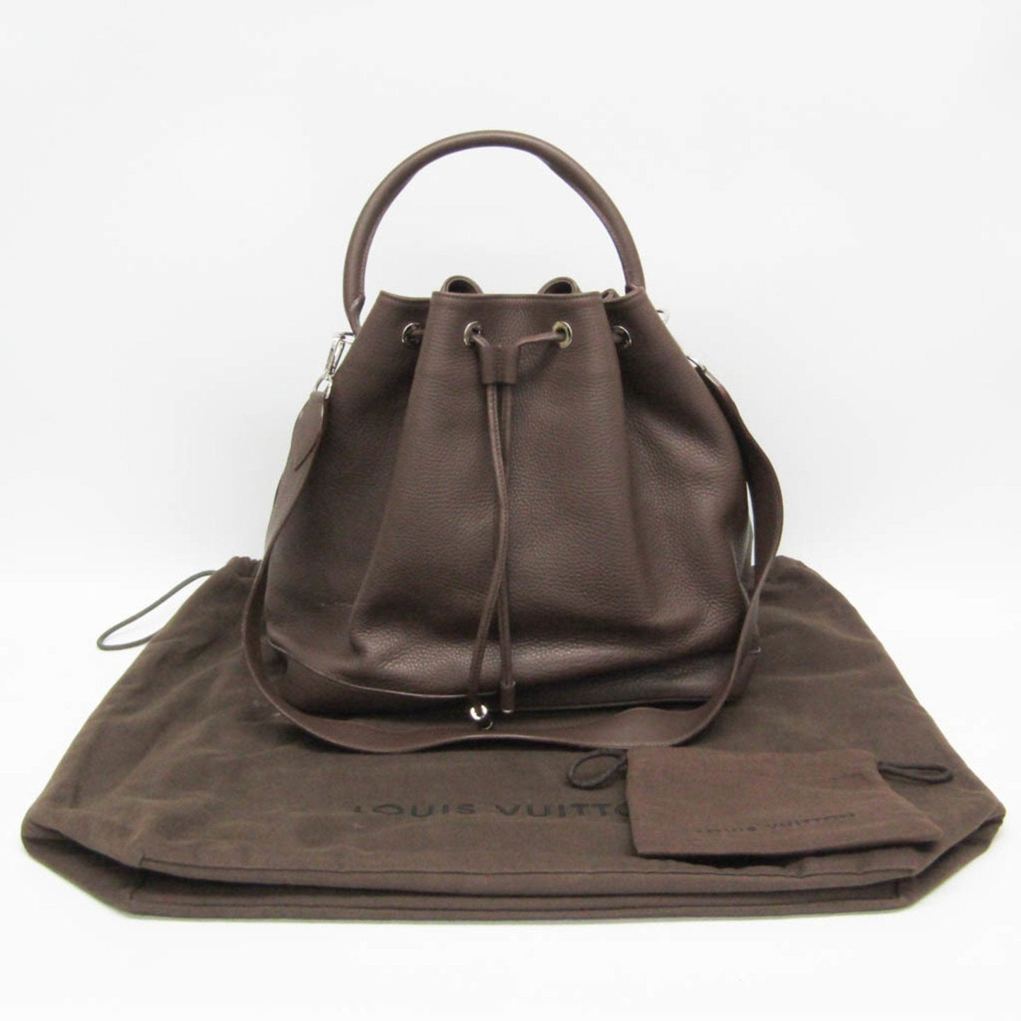 Louis Vuitton Noé Brown Leather Shoulder Bag