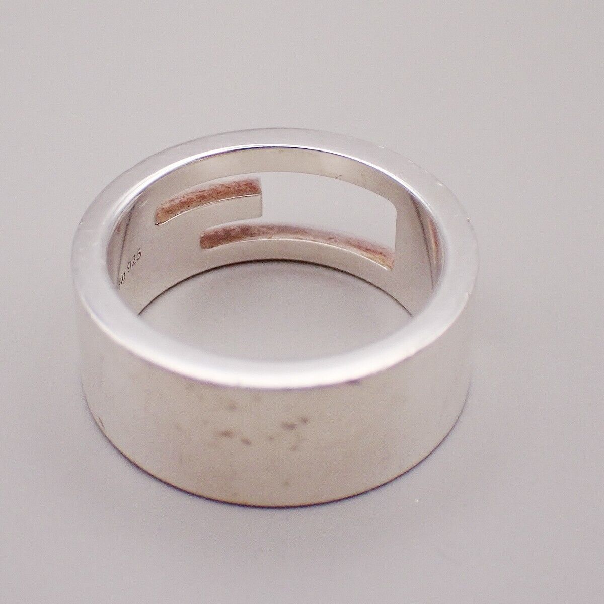 Gucci Logo Silver Silver Bracelet Jewelry