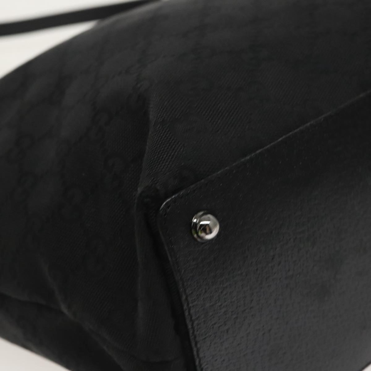 Gucci -- Black Canvas Tote Bag