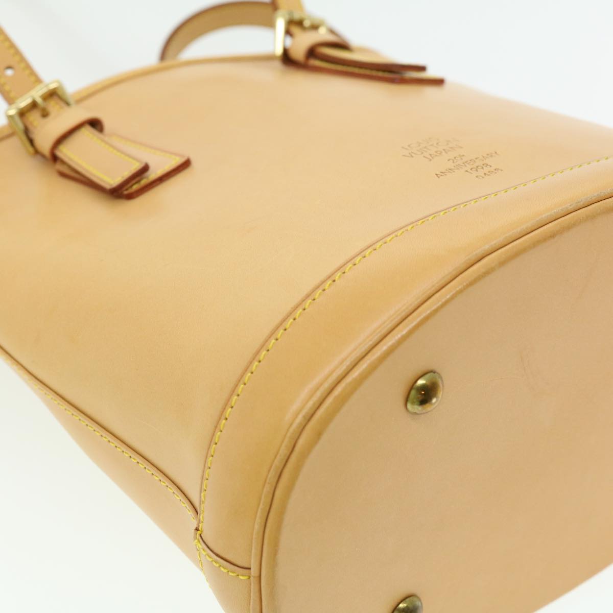 Louis Vuitton Bucket Pm Beige Leather Shoulder Bag