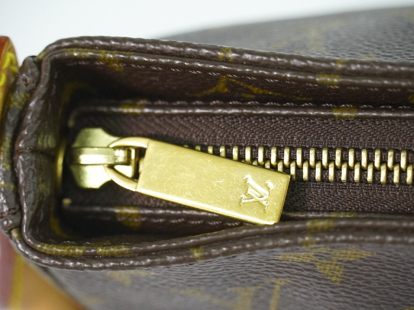 Louis Vuitton Looping Mm Brown Gold Plated Handbag