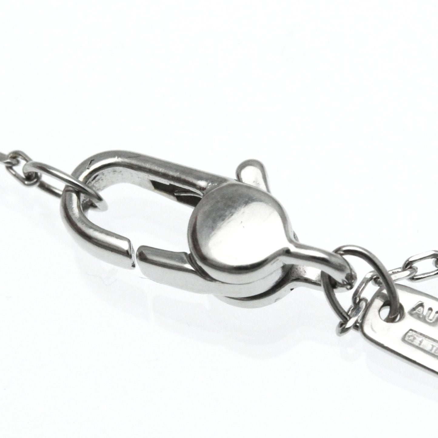 Gucci Icon Twirl Silver White Gold Necklace Jewelry
