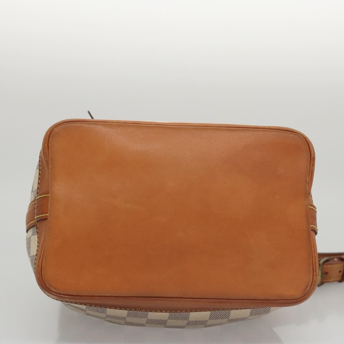 Louis Vuitton Noé Bb White Canvas Shoulder Bag