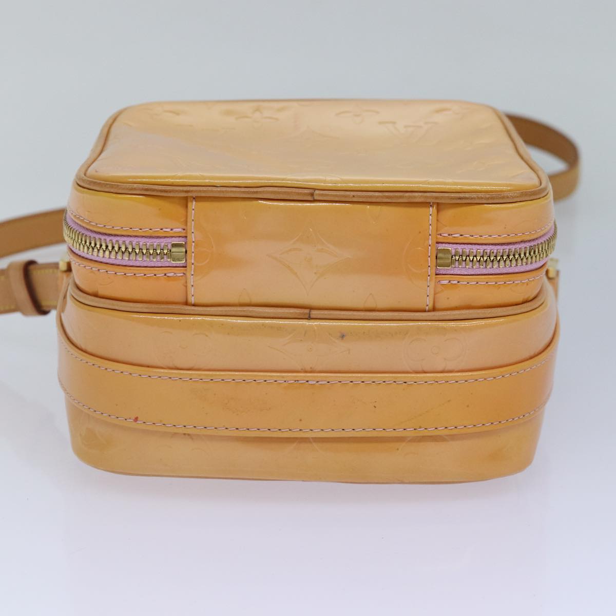 Louis Vuitton Wooster Beige Patent Leather Shoulder Bag