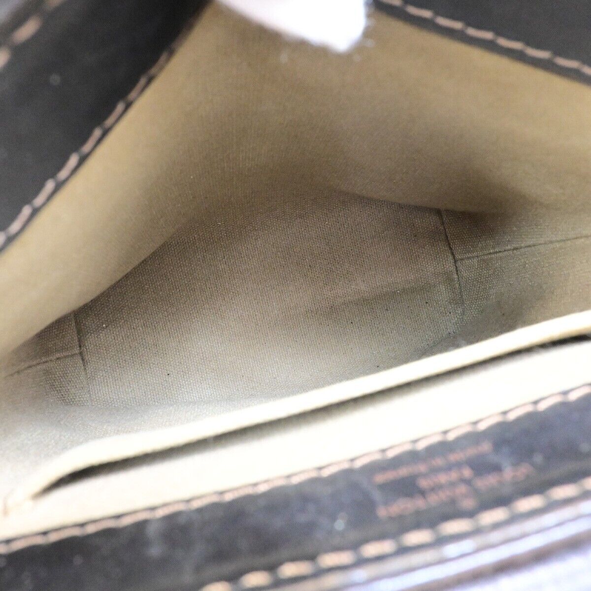 Louis Vuitton Yuma Brown Leather Handbag