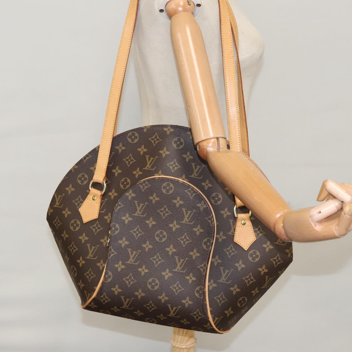 Louis Vuitton Ellipse Brown Canvas Shoulder Bag