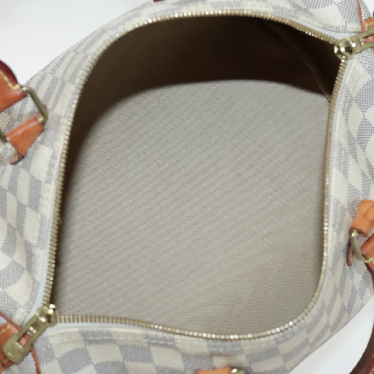 Louis Vuitton Speedy 30 White Canvas Handbag