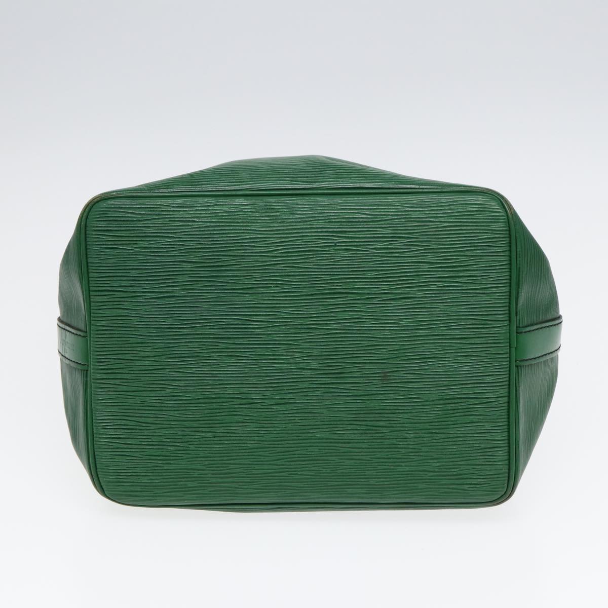 Louis Vuitton Noé Green Leather Shoulder Bag