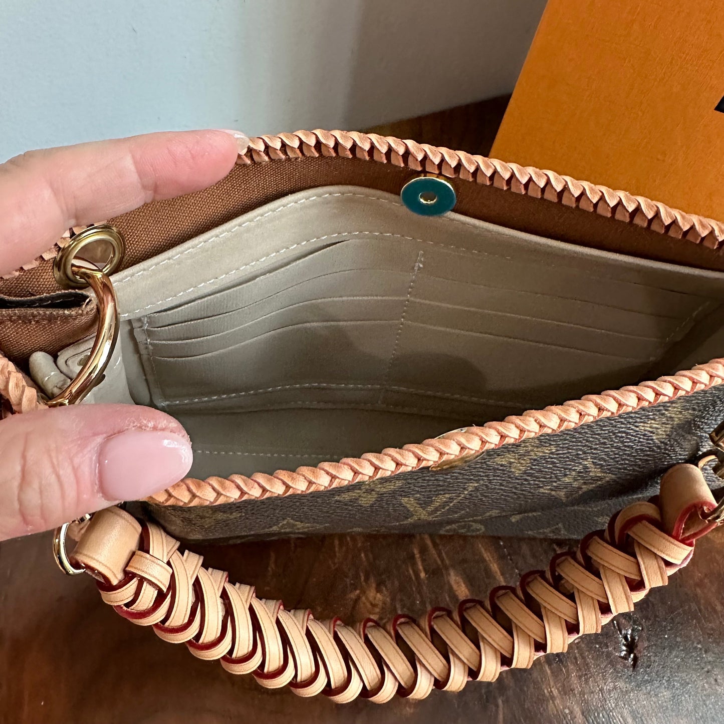 The Swan Crossbody -Orvis bags Monogram in Vachetta