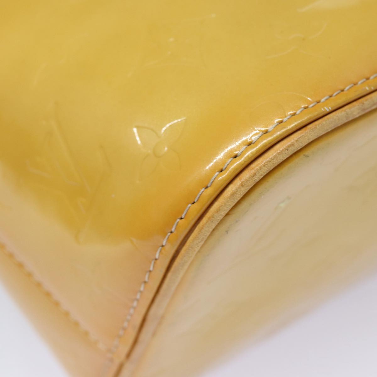 Louis Vuitton Houston Beige Patent Leather Handbag
