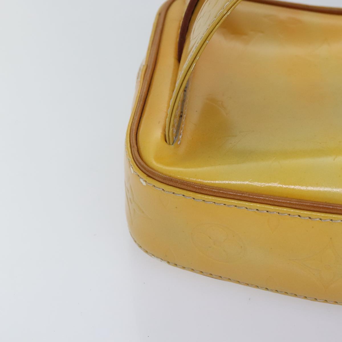 Louis Vuitton Fulton Beige Patent Leather Shoulder Bag