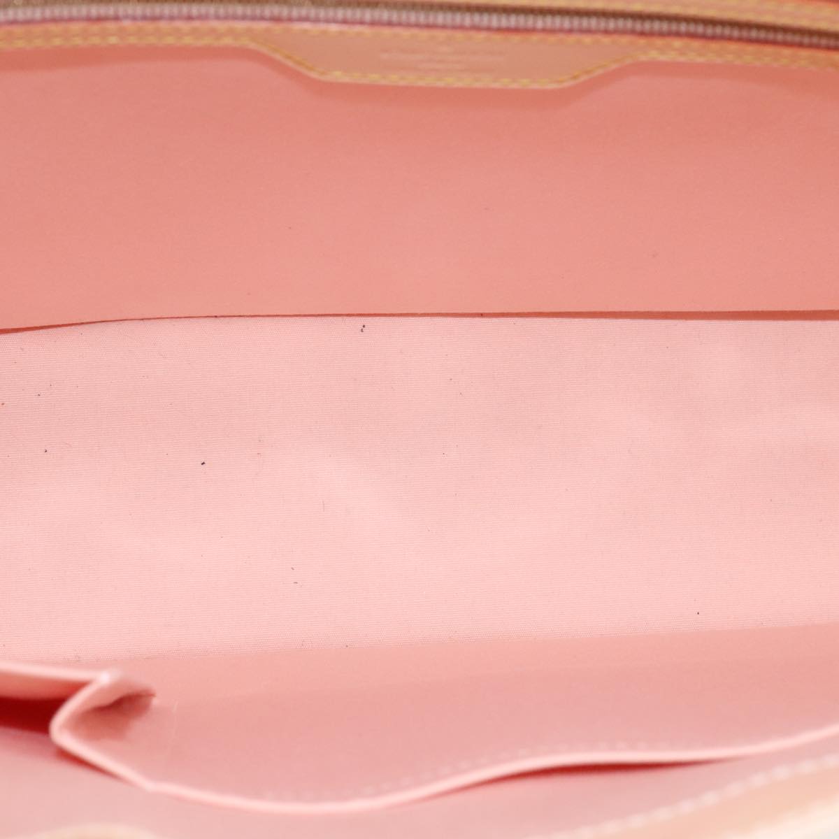 Louis Vuitton Beige Patent Leather Shoulder Bag