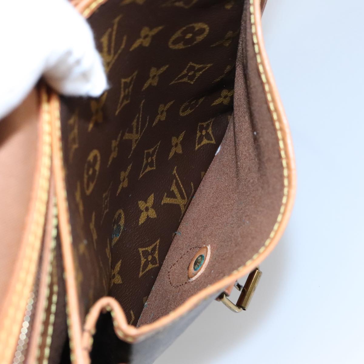 Louis Vuitton Gibecière Brown Canvas Shoulder Bag