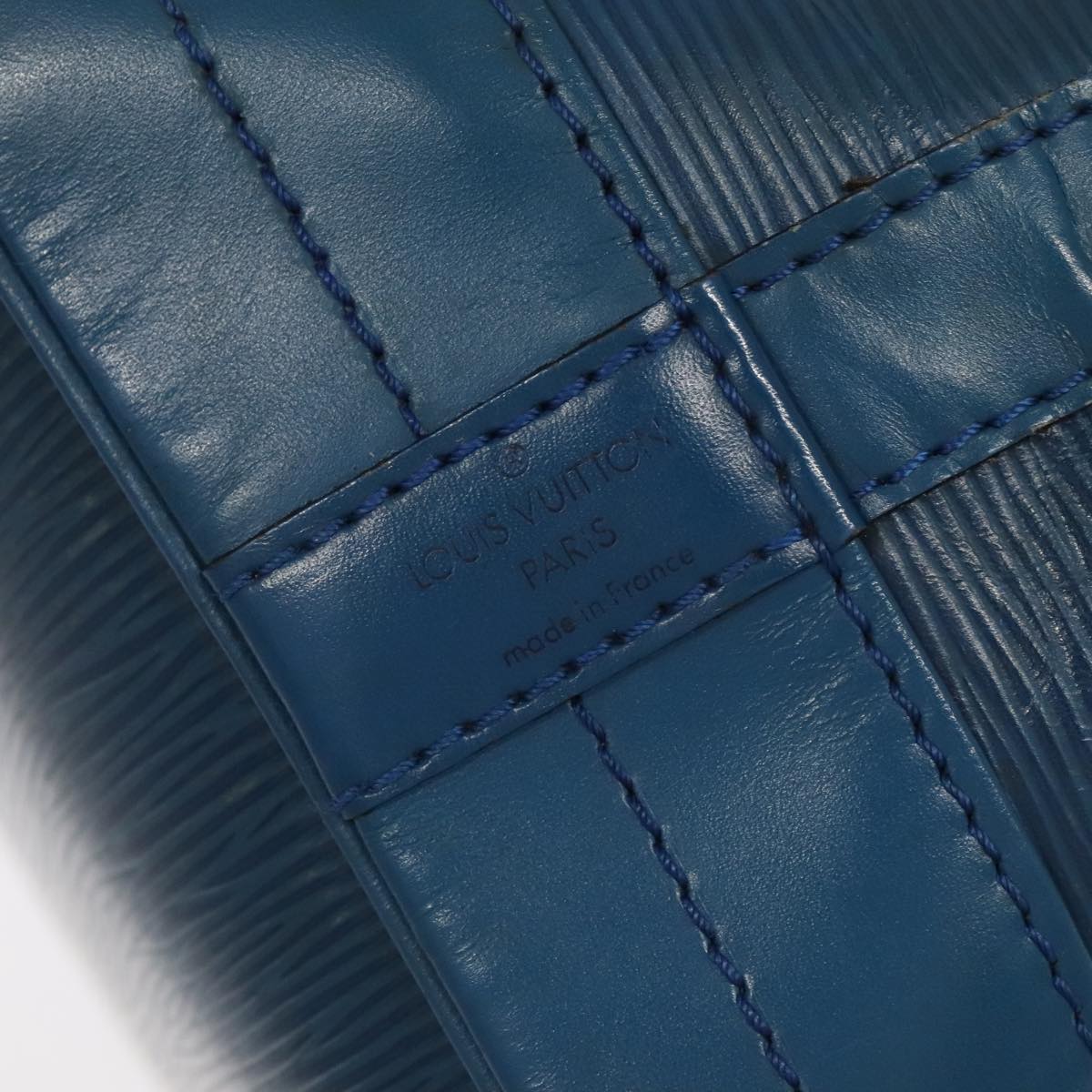 Louis Vuitton Noe Blue Leather Shoulder Bag