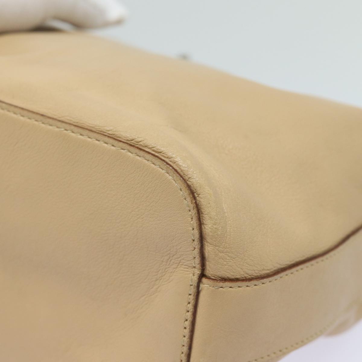 Gucci Jackie Beige Leather Shoulder Bag